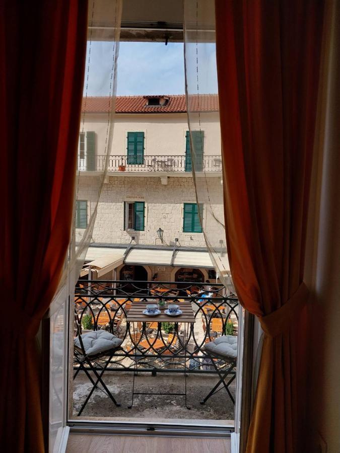 Main Square View Apartment Kotor Bagian luar foto