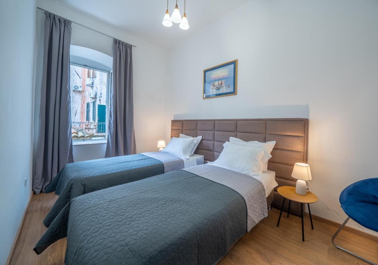 Main Square View Apartment Kotor Bagian luar foto