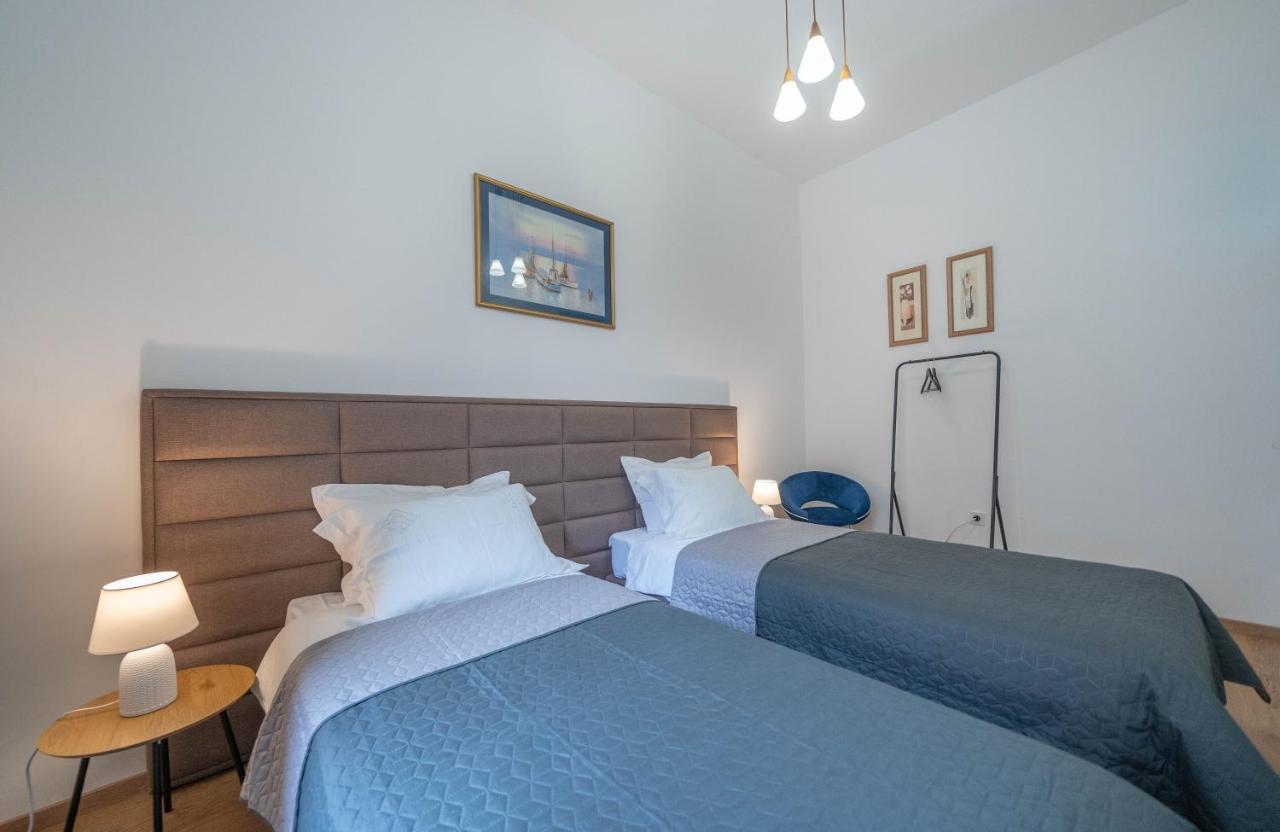 Main Square View Apartment Kotor Bagian luar foto