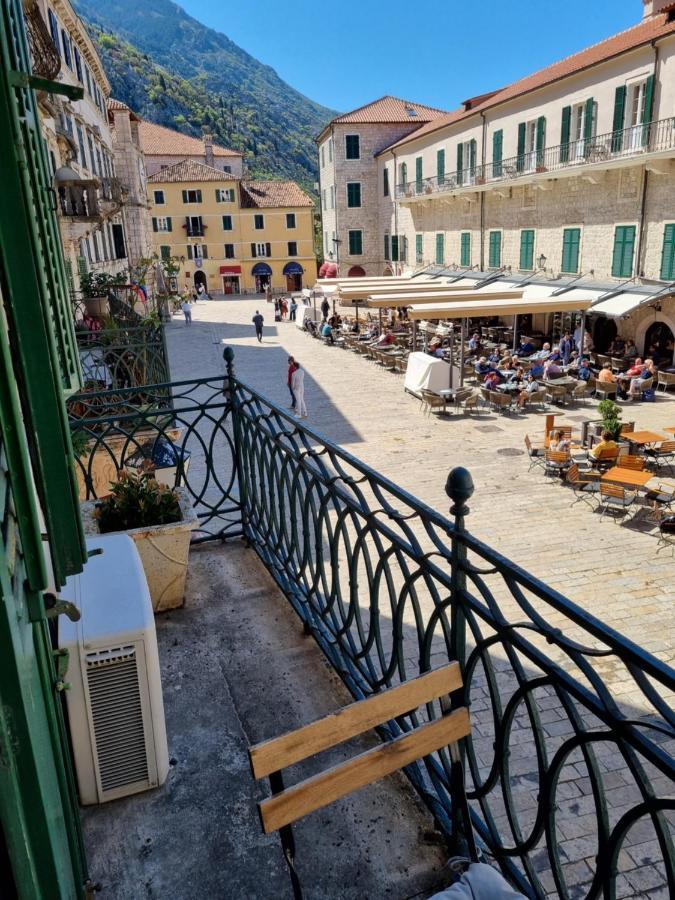 Main Square View Apartment Kotor Bagian luar foto