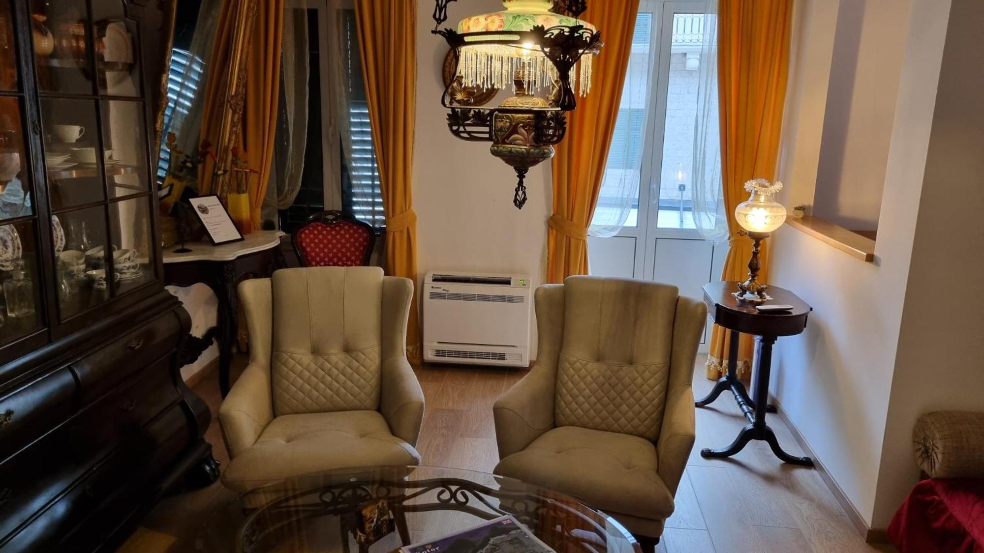 Main Square View Apartment Kotor Bagian luar foto